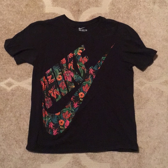 nike flower tee